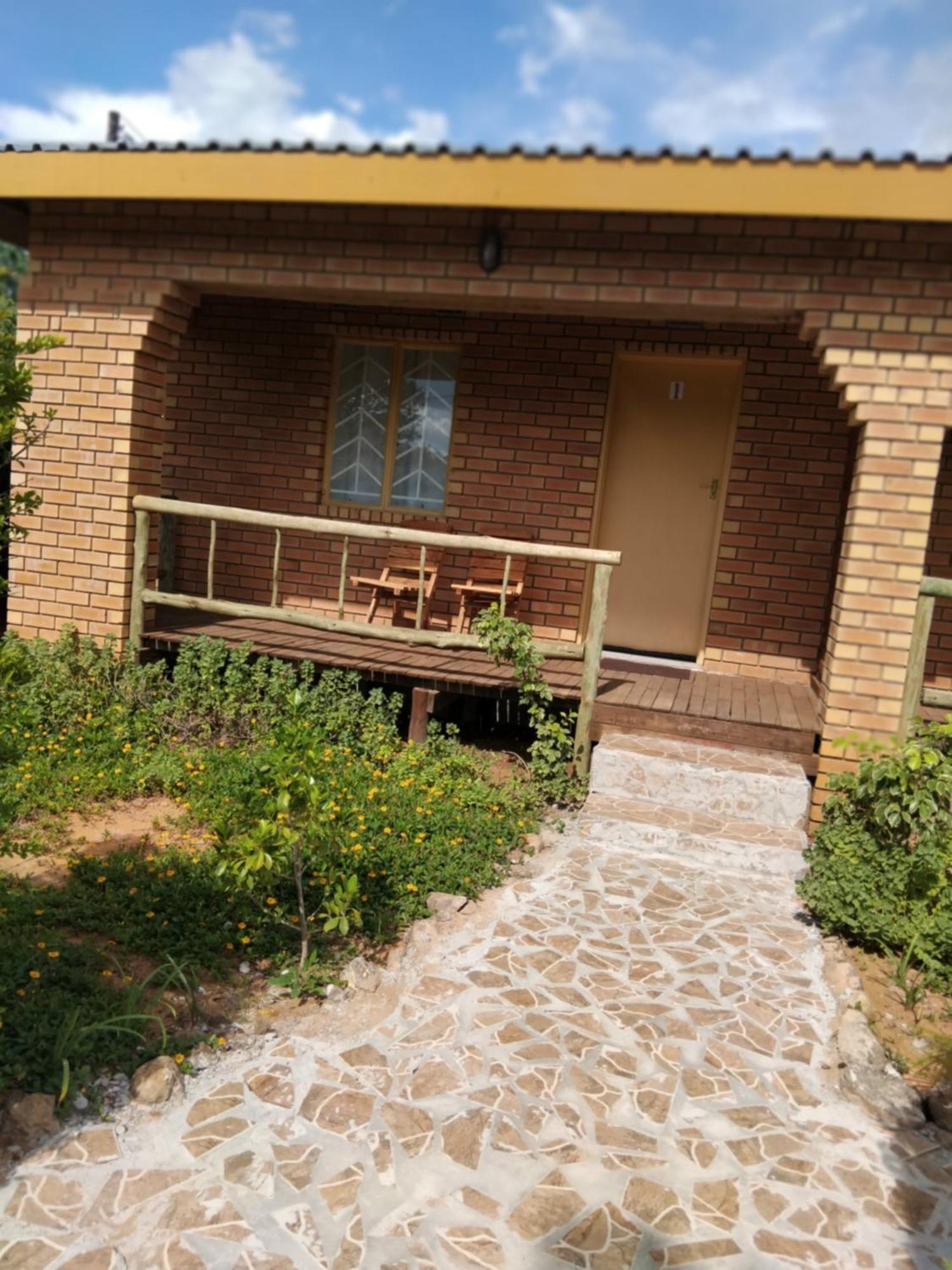 Sunshinevibe Guest House Kasane Exterior foto